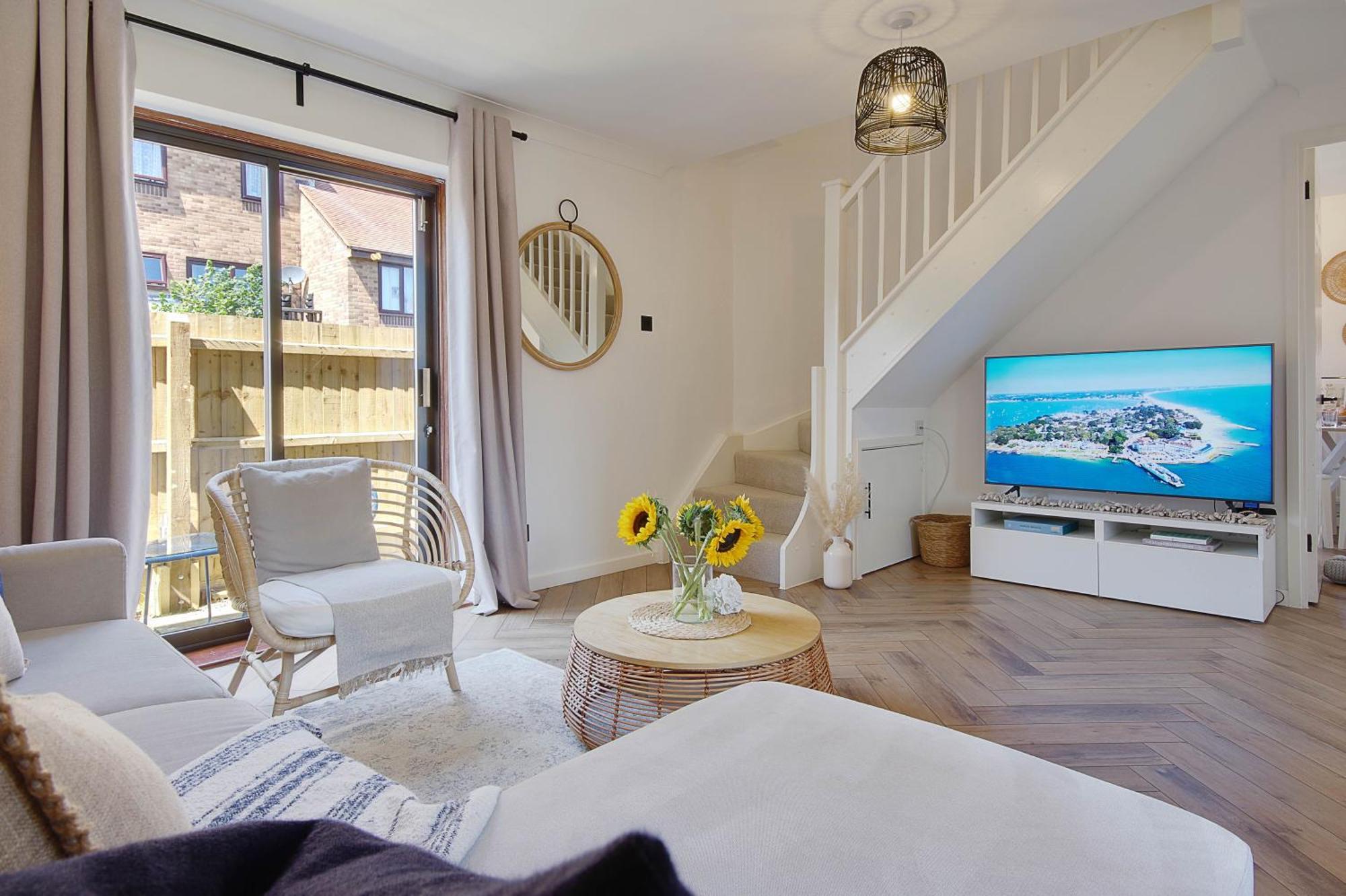 The Nook - Cosy Coastal Retreat Near Sandbanks พูล ภายนอก รูปภาพ