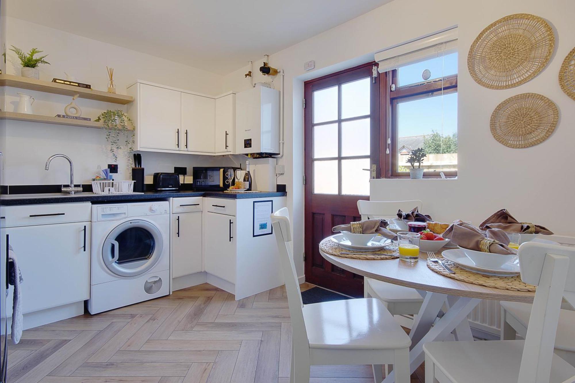 The Nook - Cosy Coastal Retreat Near Sandbanks พูล ภายนอก รูปภาพ